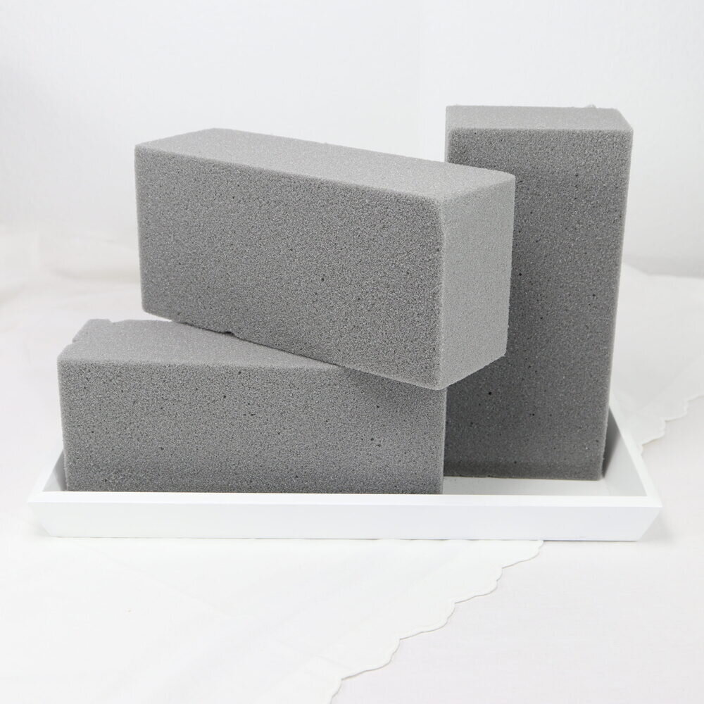 When Should I Use Wet or Dry Floral Foam?